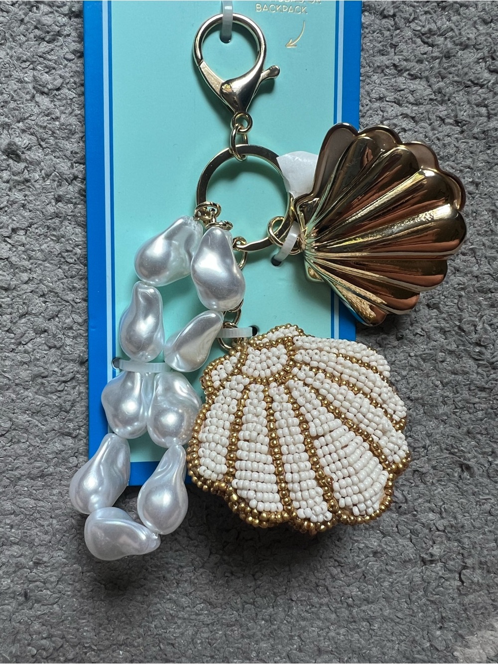 BRAND NEW Piper K Bag Charm and Key Chain, Gold & Pearl Shell Bag - Picture 2 of 4
